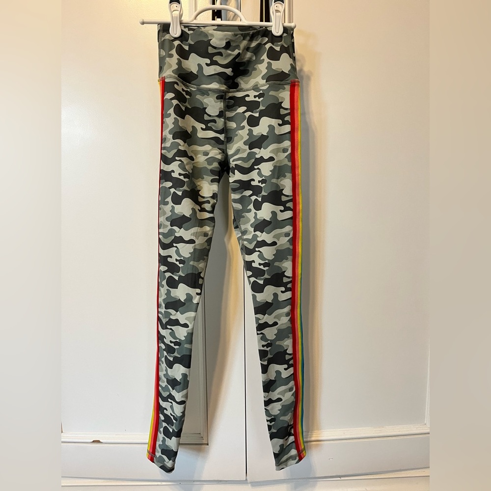 Spiritual Gangsta camo & rainbow legging XS